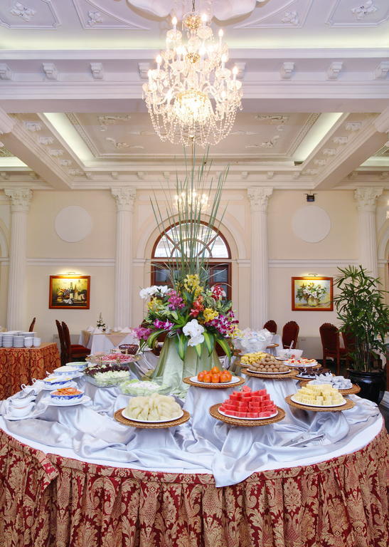 Отель Continental Saigon Хошимин